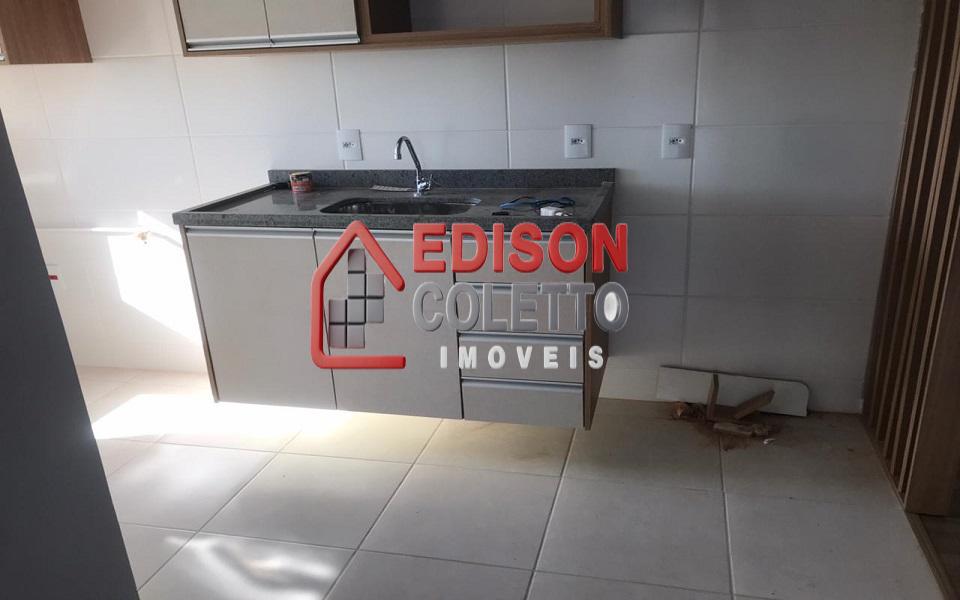 Apartamento à venda com 2 quartos, 45m² - Foto 9