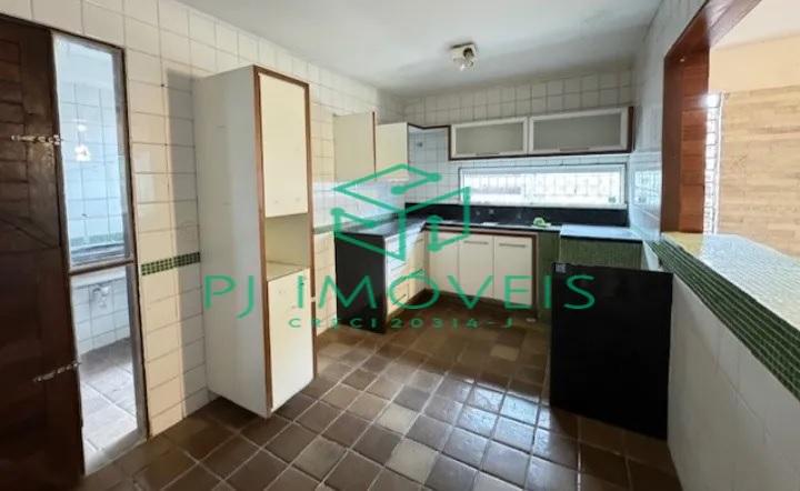 Casa à venda e aluguel com 3 quartos, 180m² - Foto 9