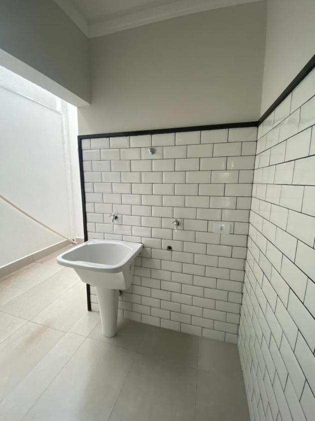 Casa à venda com 3 quartos, 107m² - Foto 7