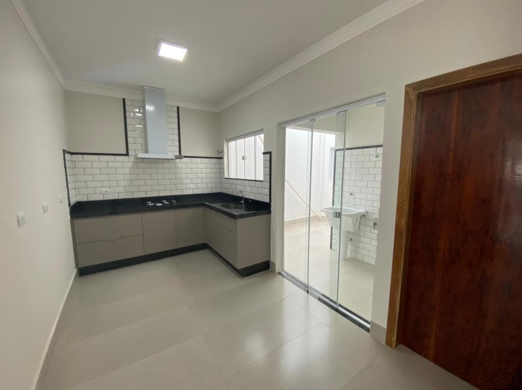 Casa à venda com 3 quartos, 107m² - Foto 9