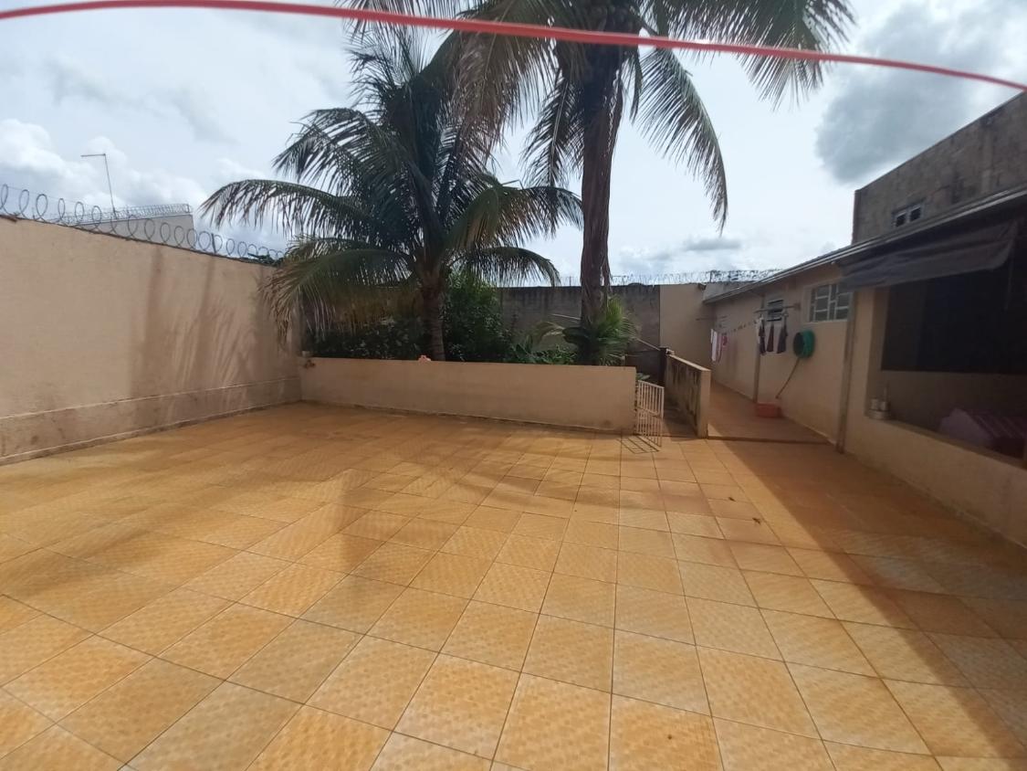 Casa, 4 quartos, 210 m² - Foto 14