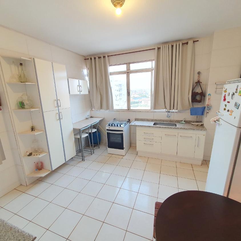 Apartamento à venda com 2 quartos, 107m² - Foto 7