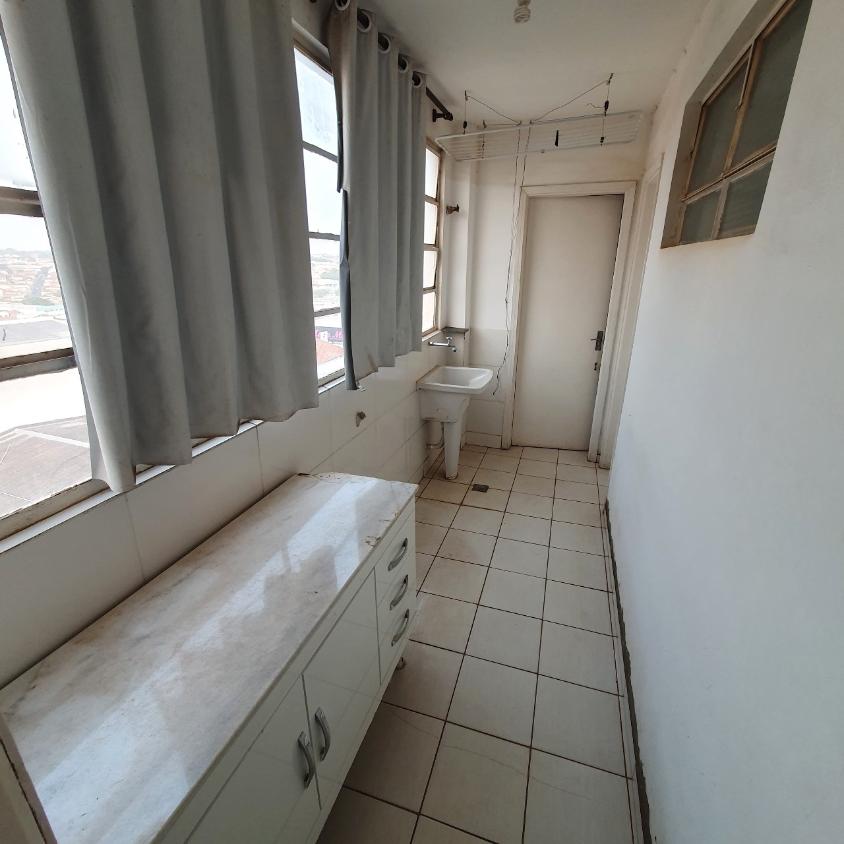 Apartamento à venda com 2 quartos, 107m² - Foto 10