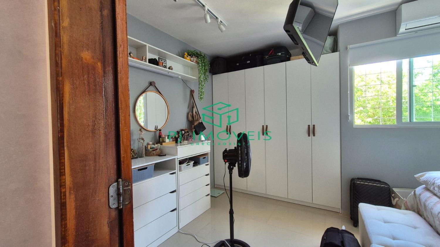 Casa à venda com 3 quartos, 75m² - Foto 10