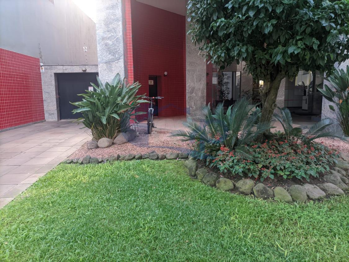 Apartamento à venda com 3 quartos, 137m² - Foto 5