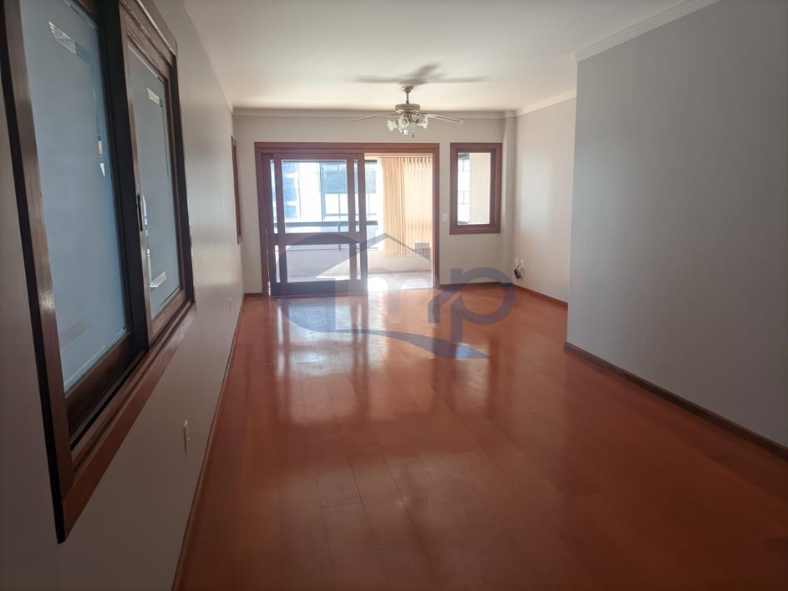 Apartamento à venda com 3 quartos, 137m² - Foto 22