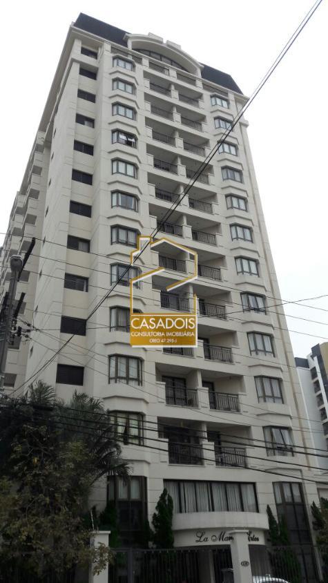 Aluguel de Apartamento Suíte Mobiliada em Moema