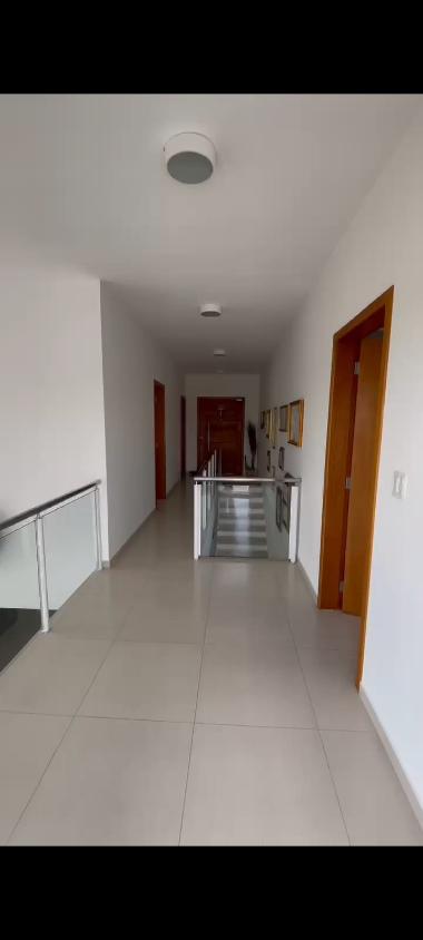 Casa de Condomínio à venda com 5 quartos, 300m² - Foto 9