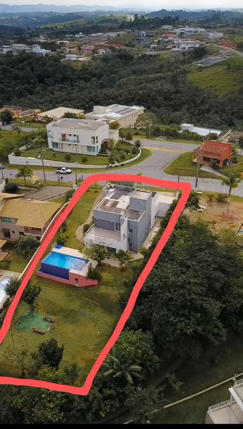 Casa de Condomínio à venda com 5 quartos, 300m² - Foto 2