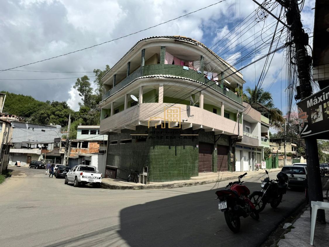 Prédio Inteiro à venda com 3 quartos, 300m² - Foto 1
