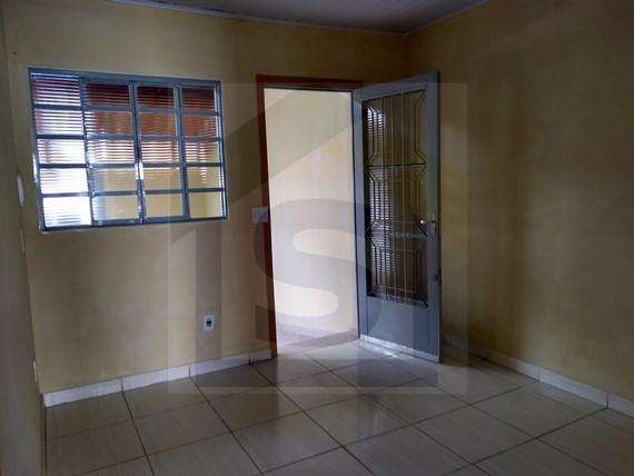Casa à venda com 2 quartos, 200m² - Foto 5