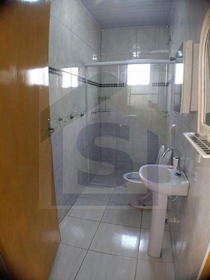 Casa à venda com 2 quartos, 200m² - Foto 9