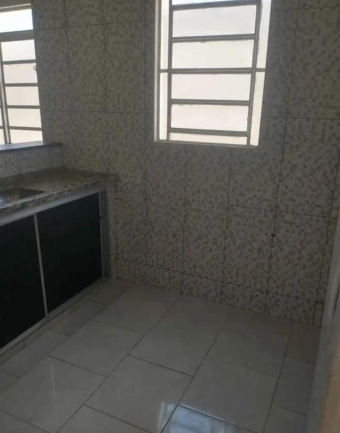 Casa à venda com 2 quartos, 76m² - Foto 11
