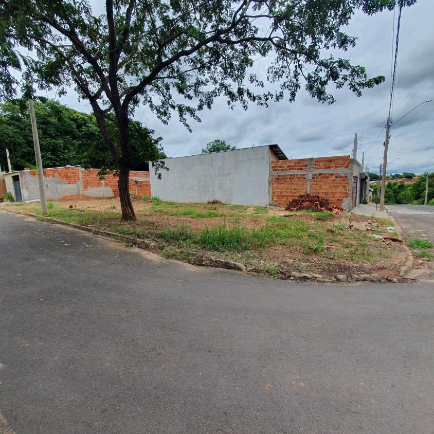 Terreno à venda, 212m² - Foto 2