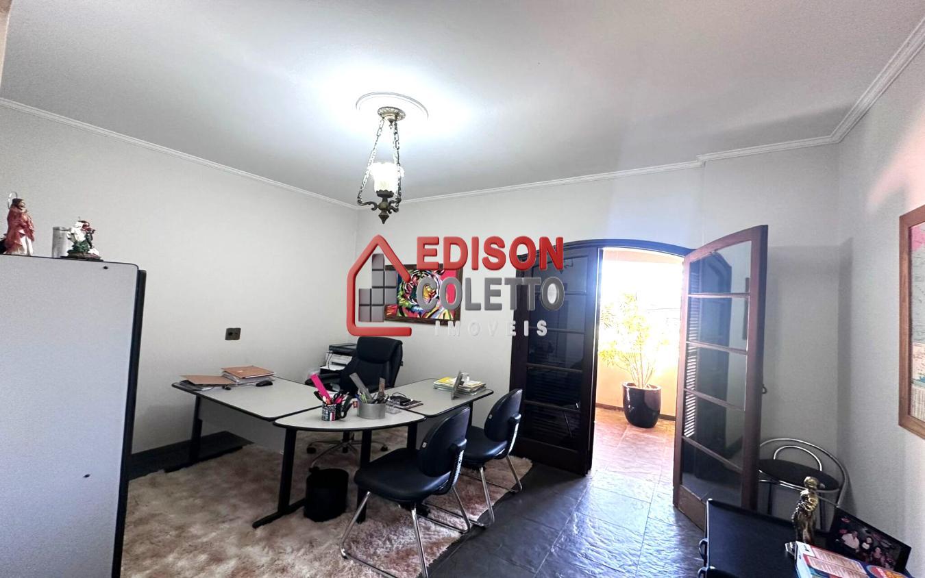 Casa à venda com 3 quartos, 336m² - Foto 14