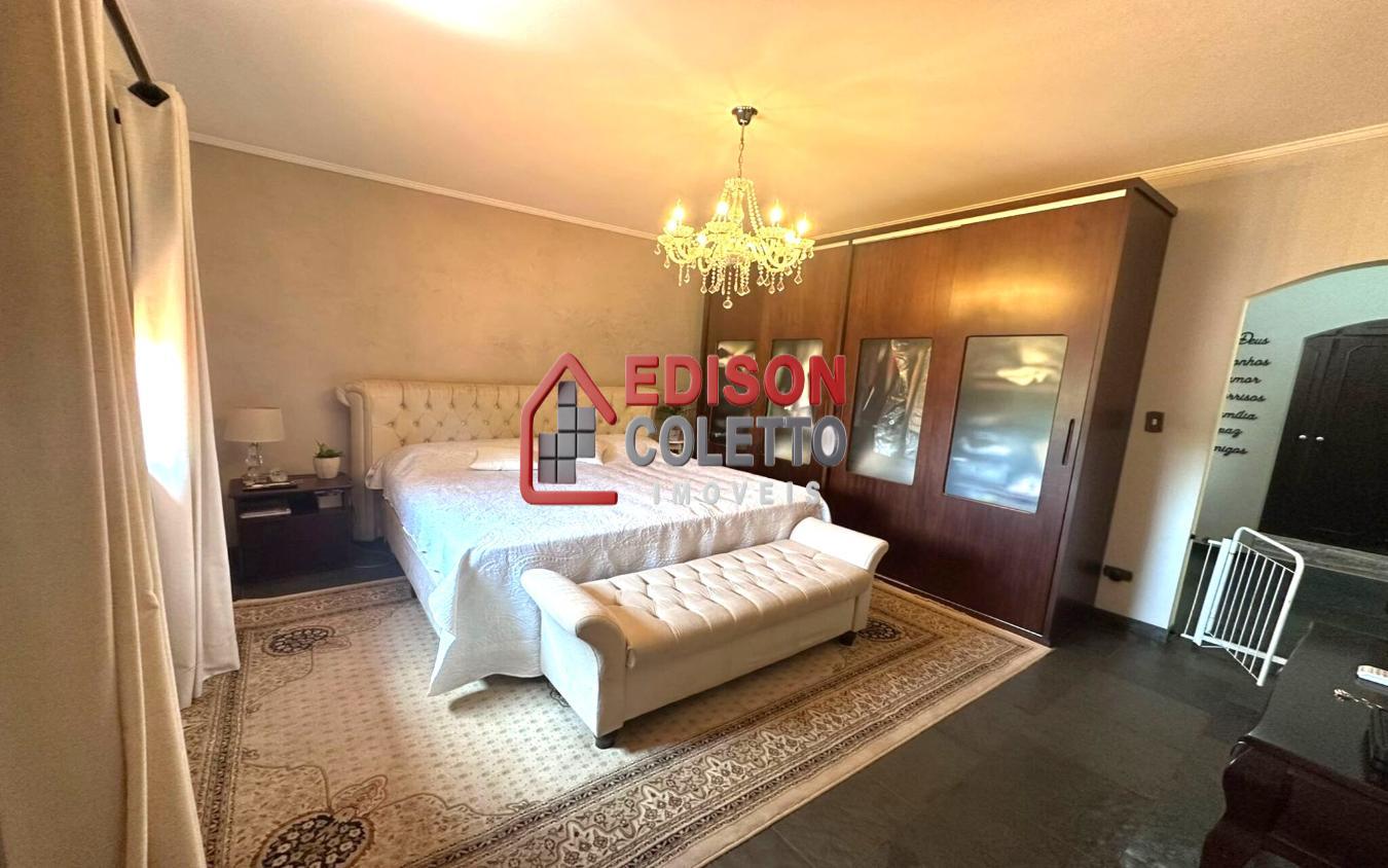 Casa à venda com 3 quartos, 336m² - Foto 28
