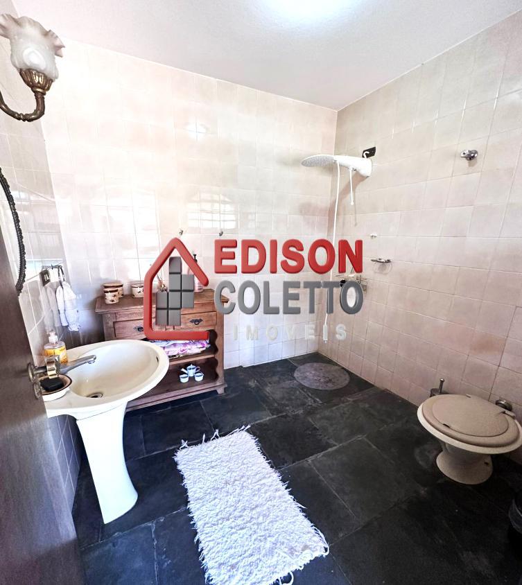Casa à venda com 3 quartos, 336m² - Foto 45