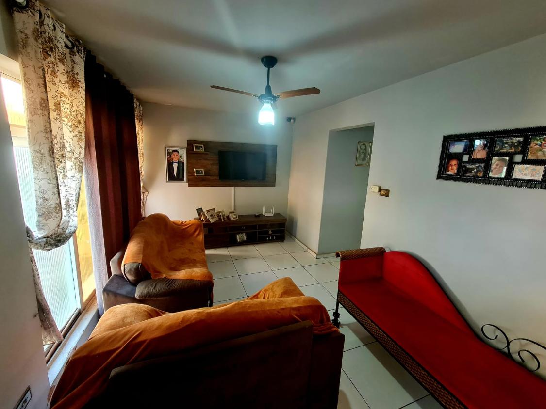 Casa à venda com 3 quartos, 159m² - Foto 7