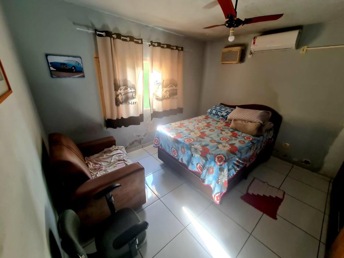 Casa à venda com 3 quartos, 159m² - Foto 14