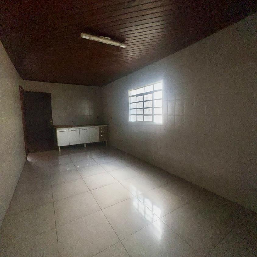 Casa à venda com 3 quartos, 254m² - Foto 8