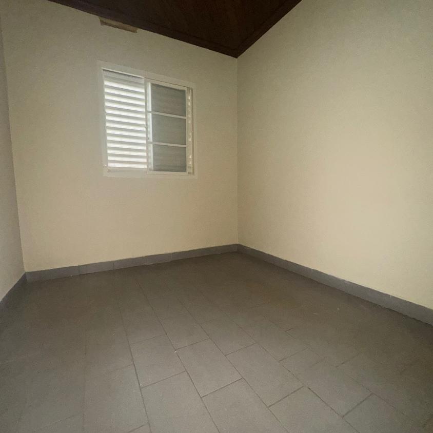Casa à venda com 3 quartos, 254m² - Foto 9