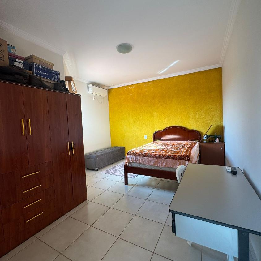 Casa à venda com 3 quartos, 322m² - Foto 13