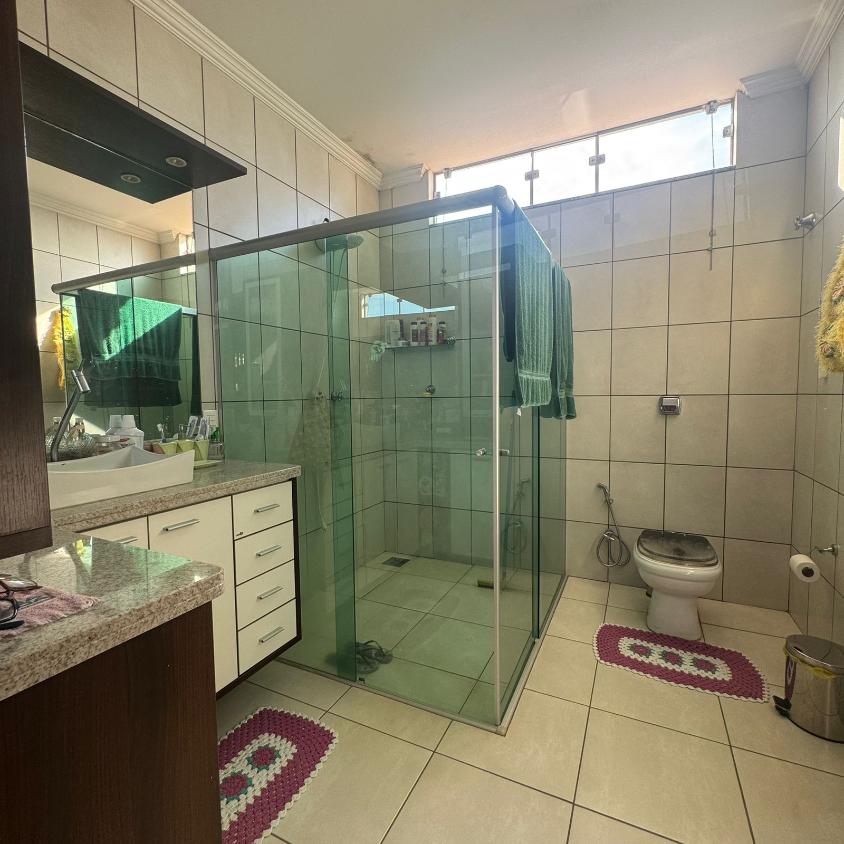 Casa à venda com 3 quartos, 322m² - Foto 17