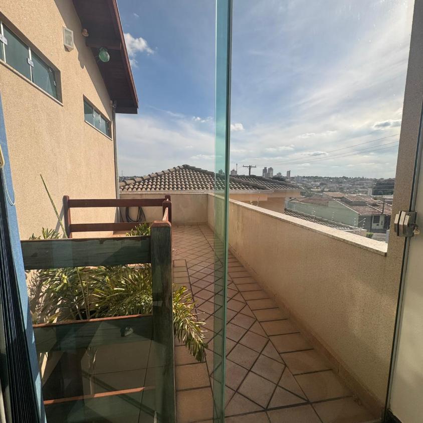 Casa à venda com 3 quartos, 322m² - Foto 19