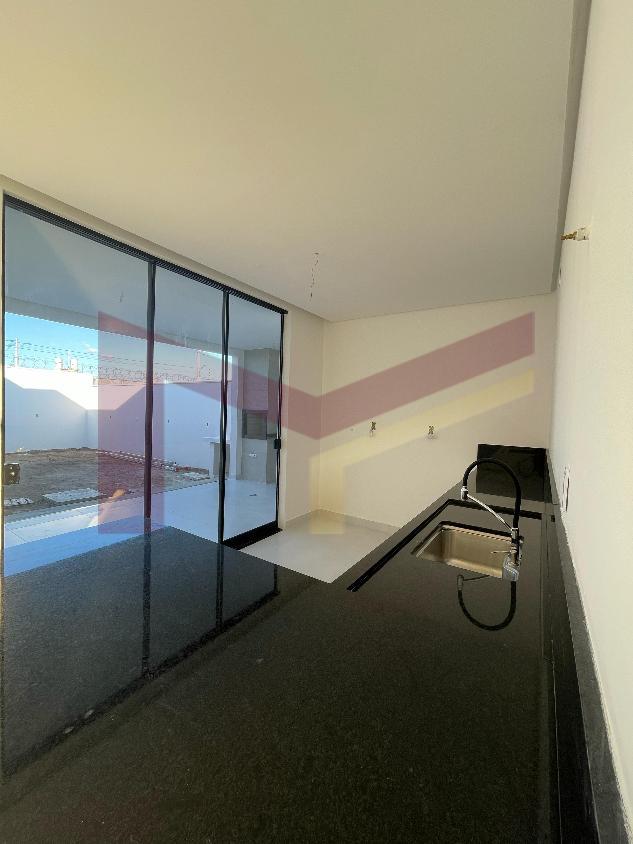 Casa à venda com 3 quartos, 132m² - Foto 11