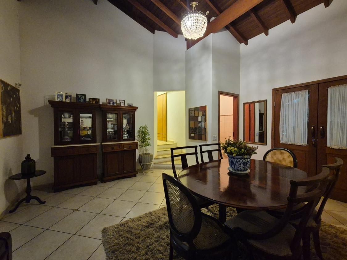 Chácara à venda com 3 quartos, 1040m² - Foto 3