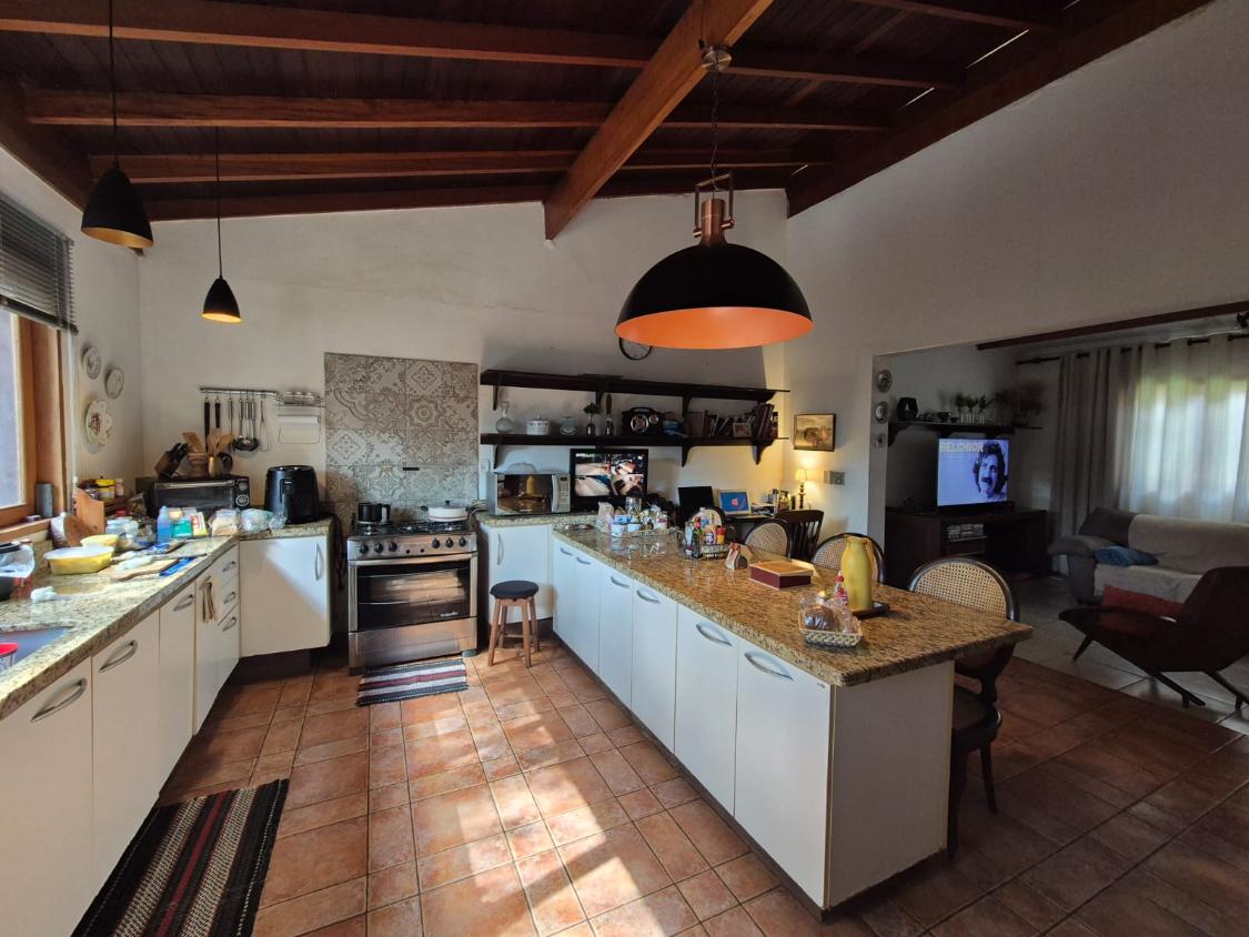 Chácara à venda com 3 quartos, 1040m² - Foto 7