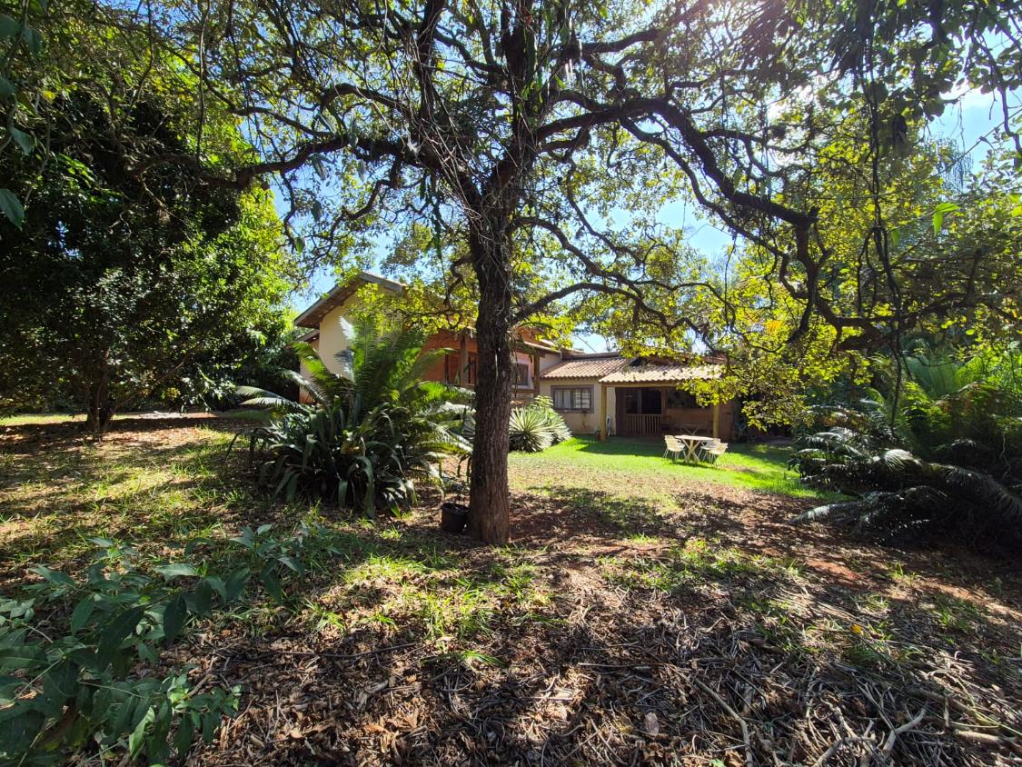 Chácara à venda com 3 quartos, 1040m² - Foto 33