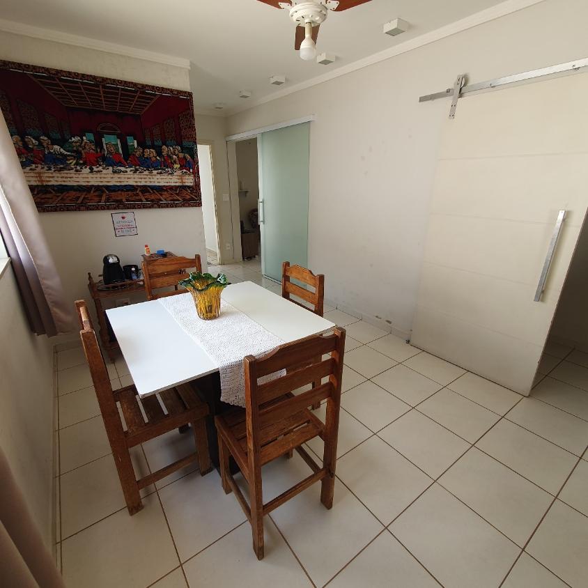 Casa à venda com 3 quartos - Foto 2