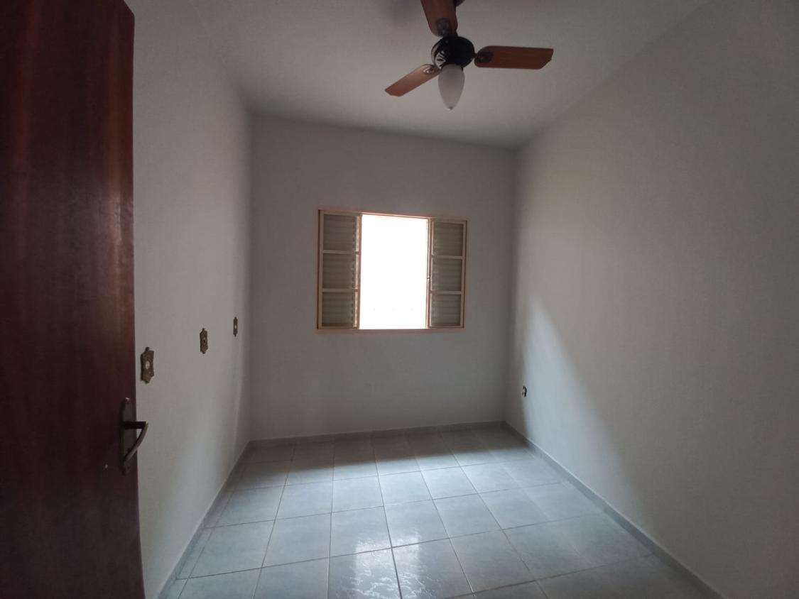 Casa, 4 quartos, 240 m² - Foto 4