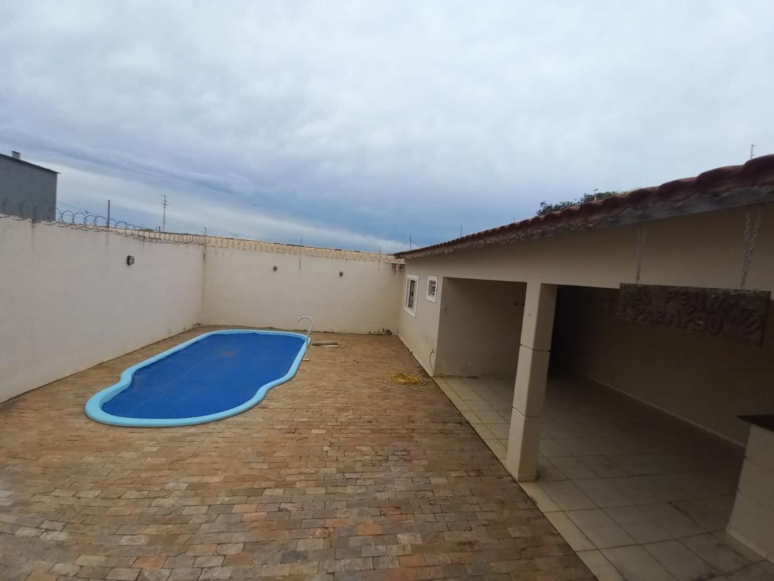 Casa, 4 quartos, 240 m² - Foto 14
