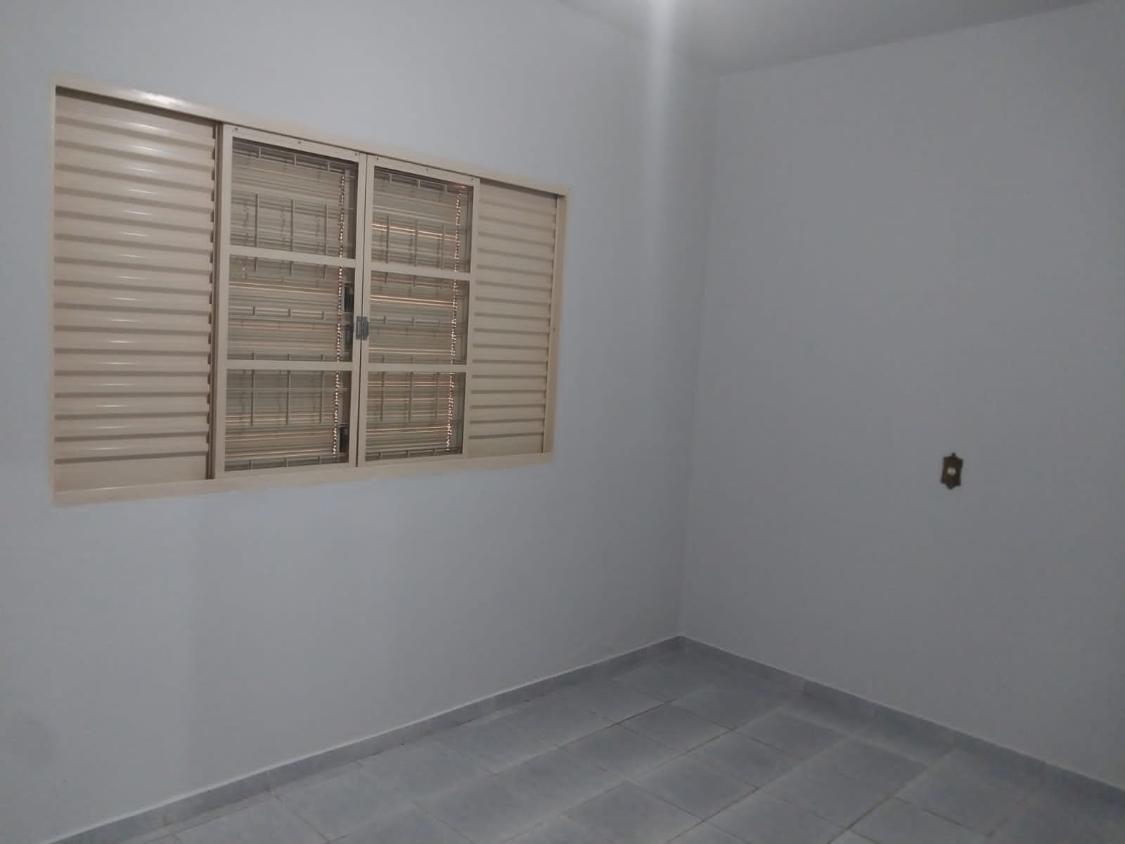 Casa, 4 quartos, 240 m² - Foto 17