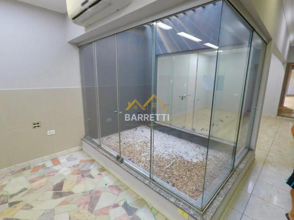 Casa à venda e aluguel com 5 quartos, 195m² - Foto 9