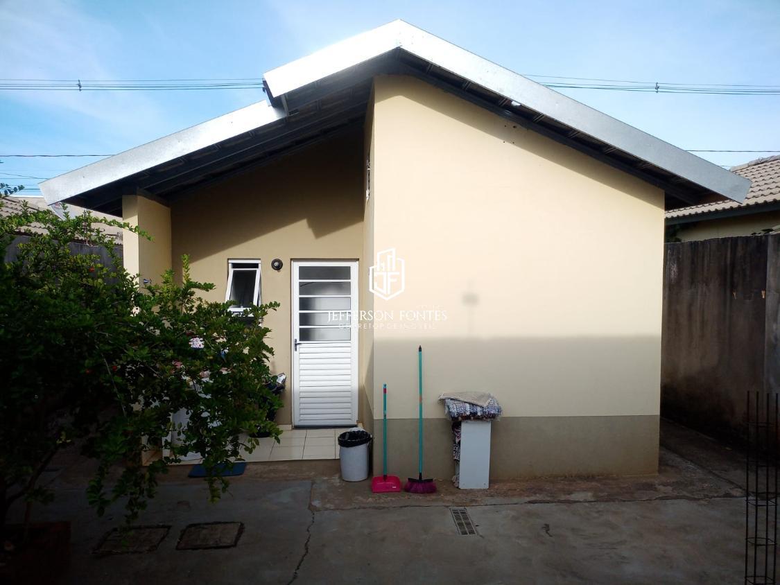 Casa à venda com 2 quartos, 46m² - Foto 4
