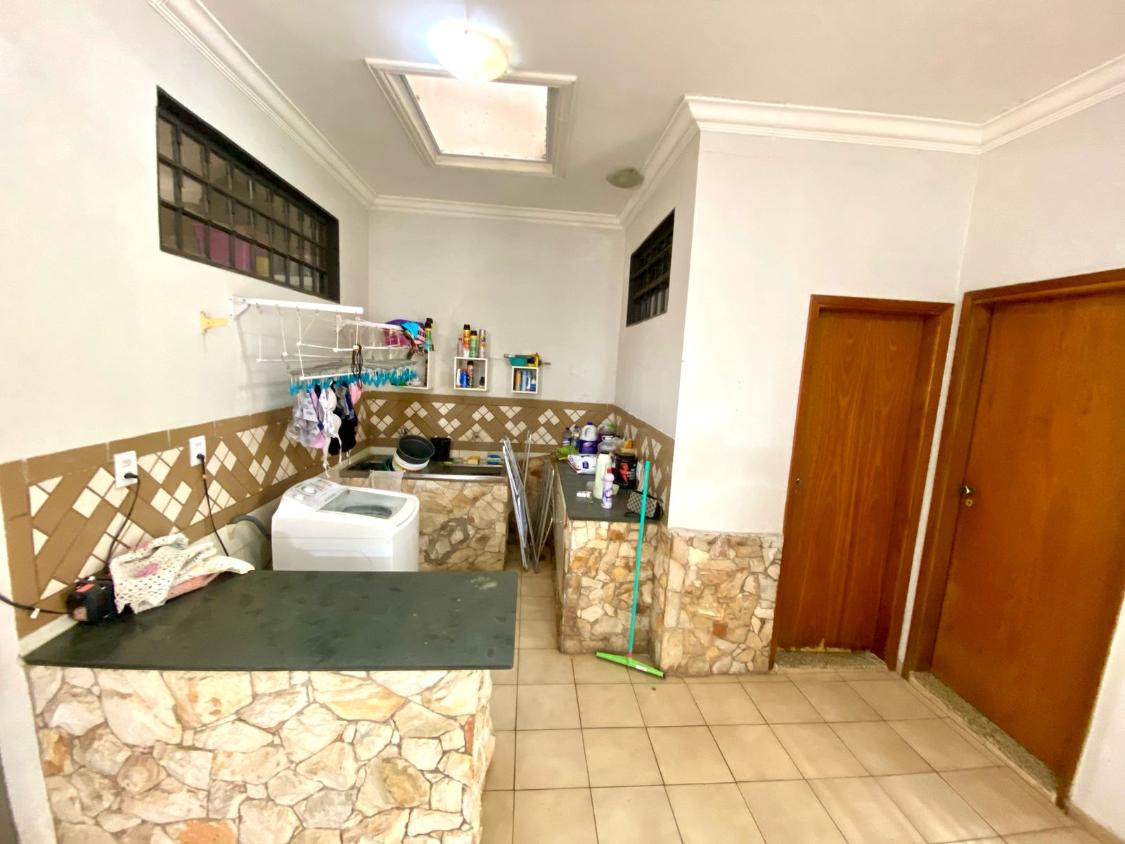 Casa, 6 quartos, 351 m² - Foto 15