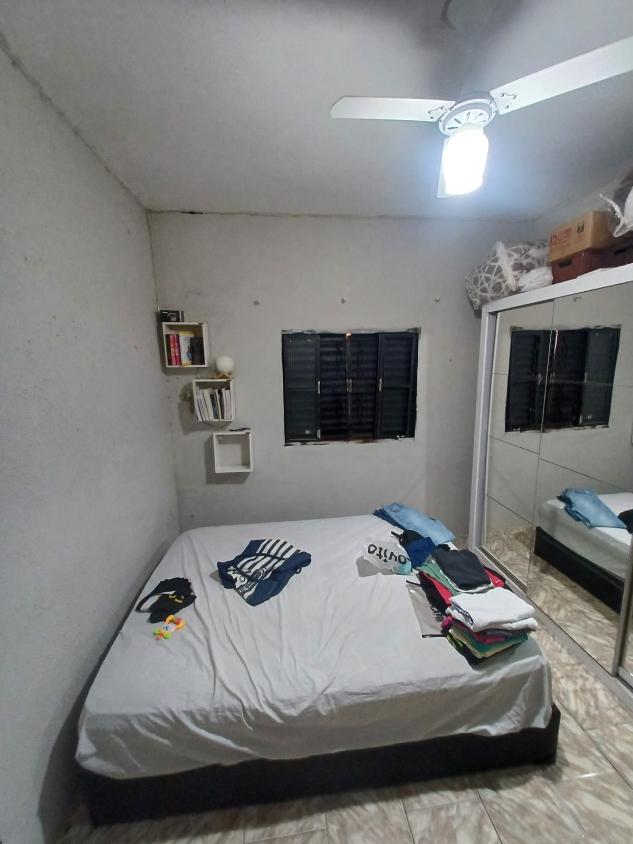 Casa à venda com 4 quartos, 200m² - Foto 11