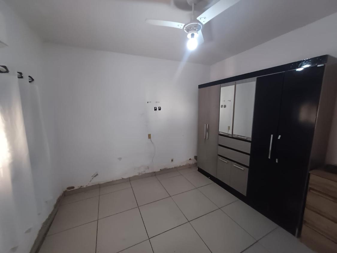 Casa à venda com 4 quartos, 200m² - Foto 12