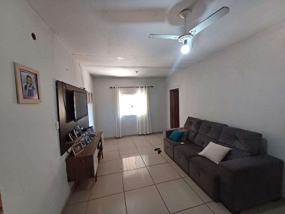 Casa à venda com 4 quartos, 200m² - Foto 13