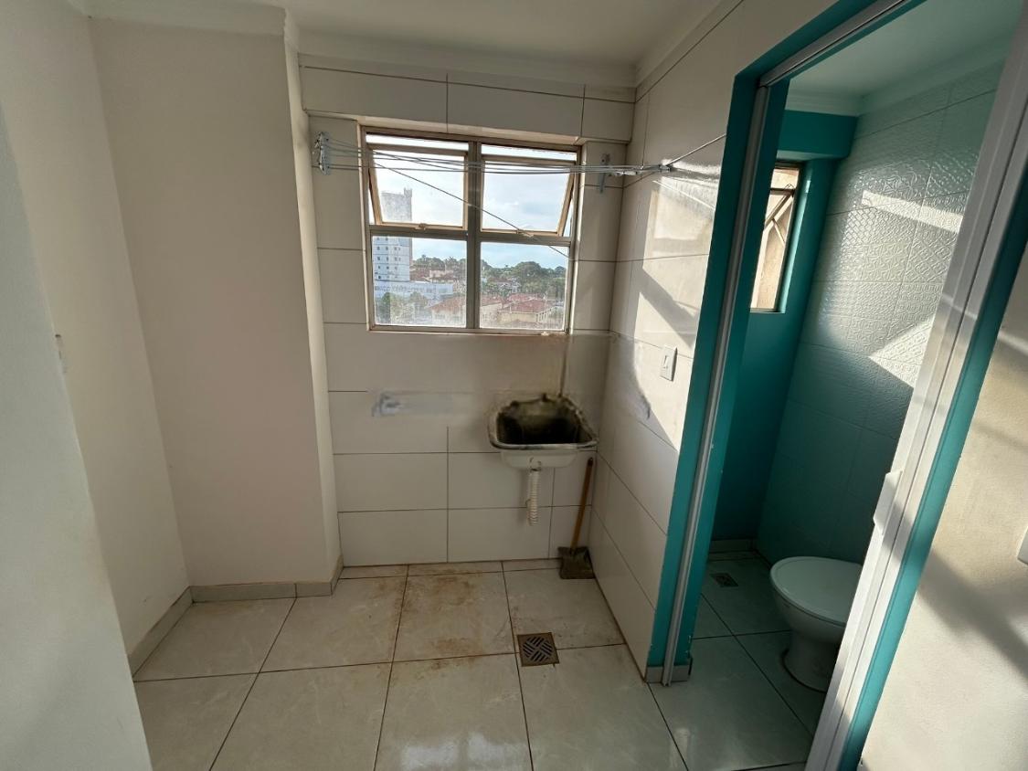 Apartamento à venda com 2 quartos, 81m² - Foto 3