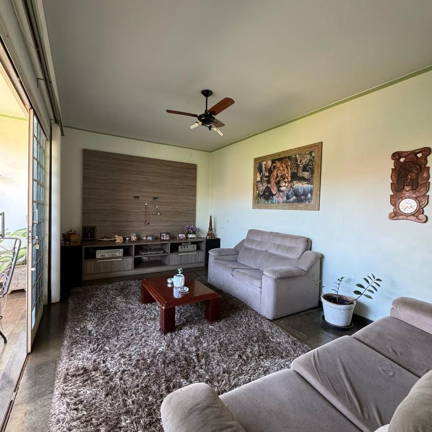 Sobrado à venda com 3 quartos, 299m² - Foto 3