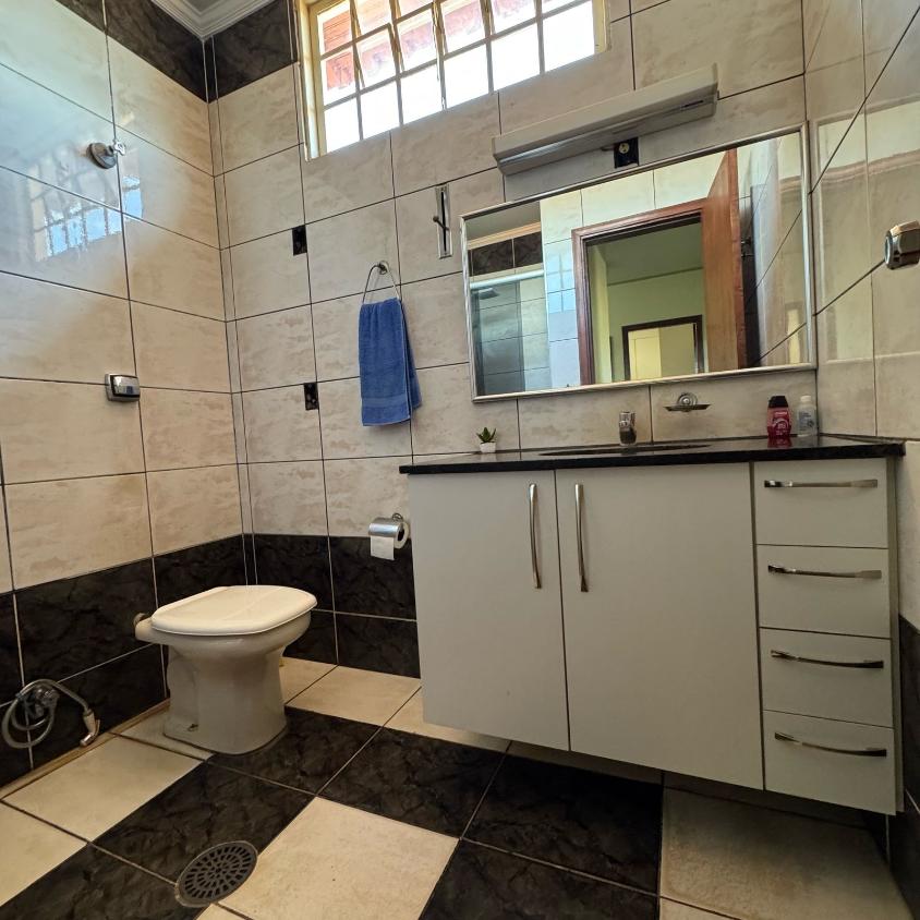 Sobrado à venda com 3 quartos, 299m² - Foto 8
