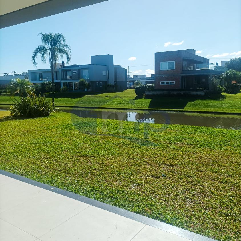 Casa, 4 quartos, 330 m² - Foto 8