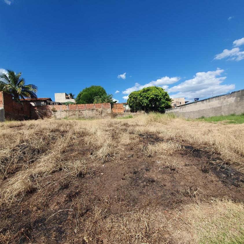 Terreno, 300 m² - Foto 2