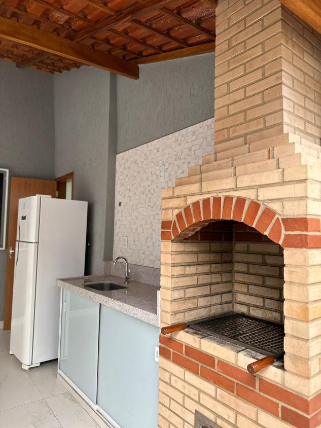 Casa à venda com 2 quartos, 80m² - Foto 25