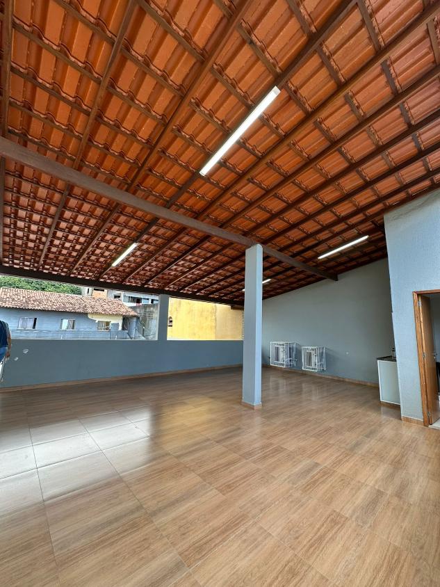 Casa à venda com 2 quartos, 80m² - Foto 26