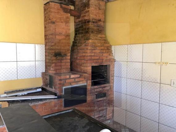 Casa para alugar com 2 quartos, 180m² - Foto 9